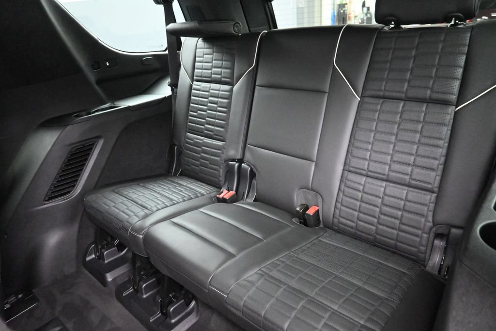 Used 2023 Cadillac Escalade Sport Platinum AWD/4WD image 12