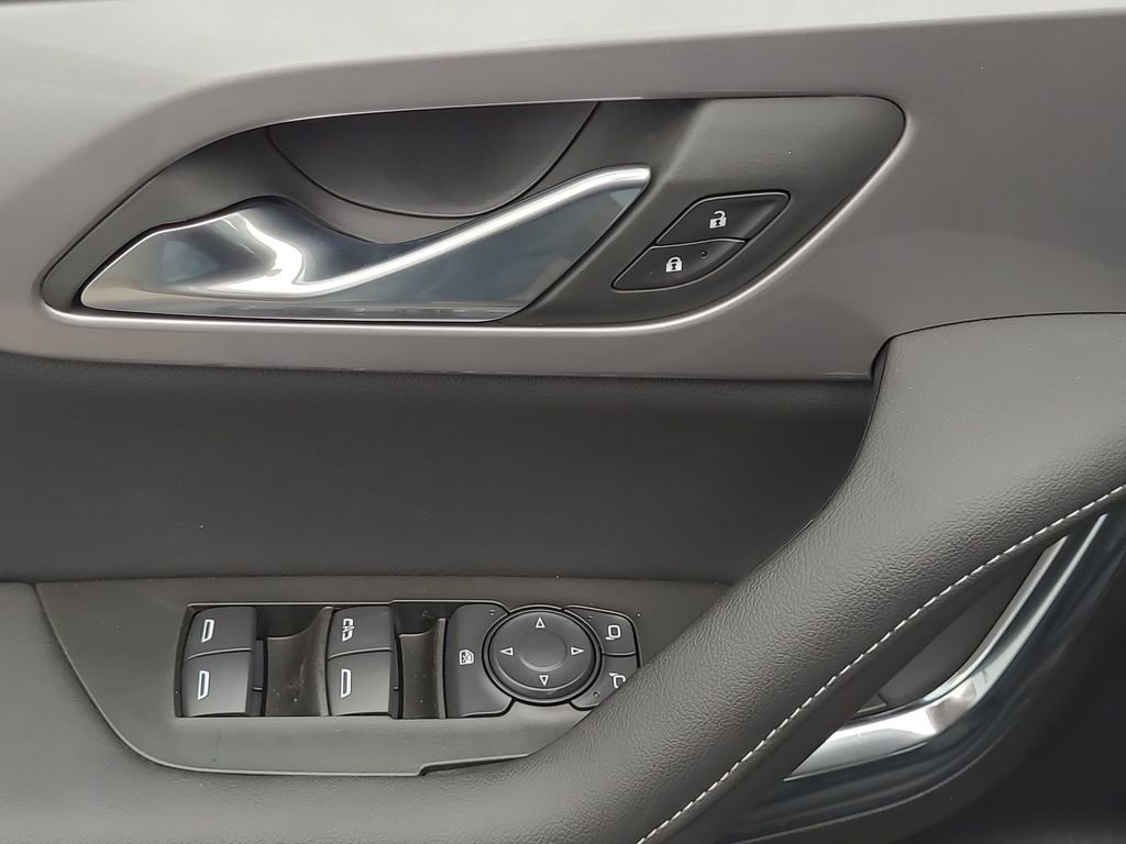 New 2025 Chevrolet Blazer LT w/ Driver Confidence Package image 24