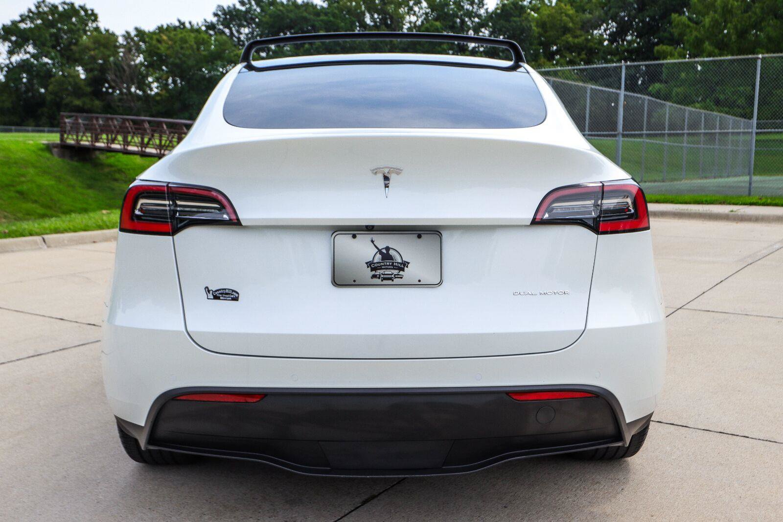 Used 2020 Tesla Model Y Long Range AWD/4WD image 17