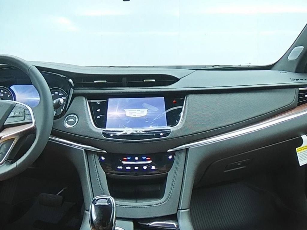 New 2025 Cadillac XT5 Premium Luxury w/ Technology Package image 10