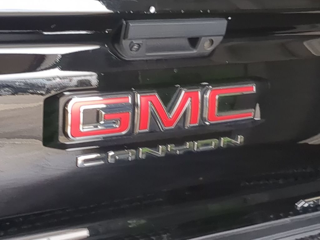 Used 2023 GMC Canyon AT4 w/ AT4 Premium Package AWD/4WD image 16
