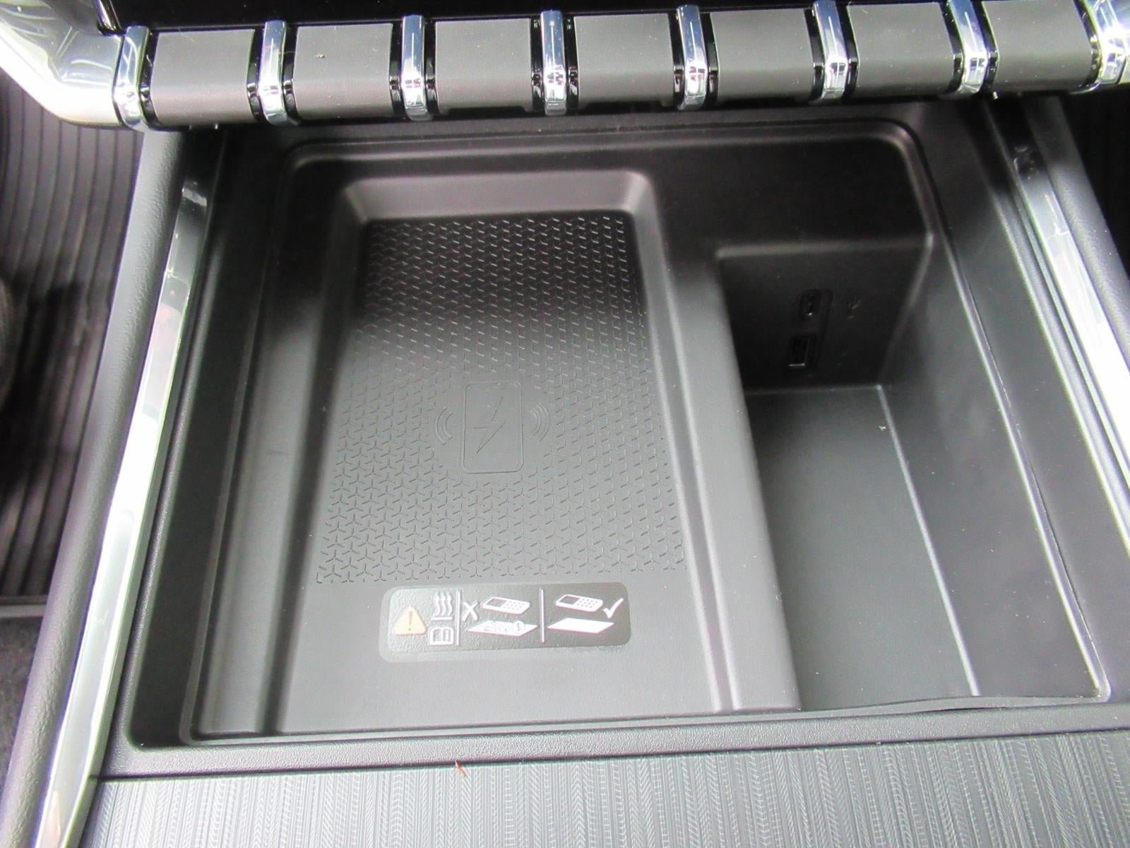 New 2026 GMC Acadia Elevation w/ Black Edition FWD image 28