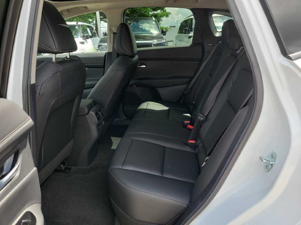 Used 2025 Nissan Murano SL w/ Cargo Package AWD/4WD image 27