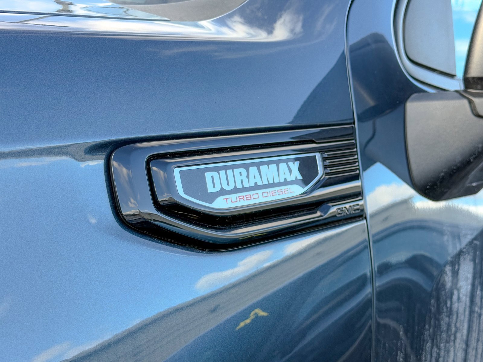 Used 2020 GMC Sierra 1500 Elevation w/ Elevation Value Package image 4