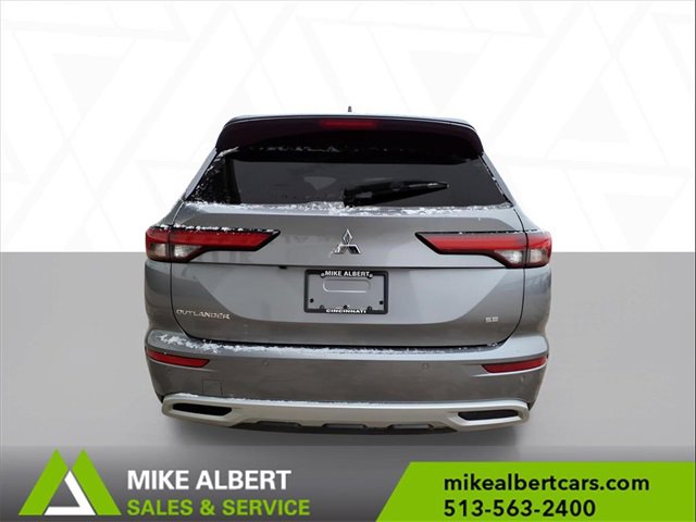 Used 2024 Mitsubishi Outlander SE image 6