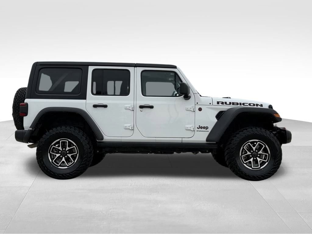 Used 2024 Jeep Wrangler Rubicon image 2