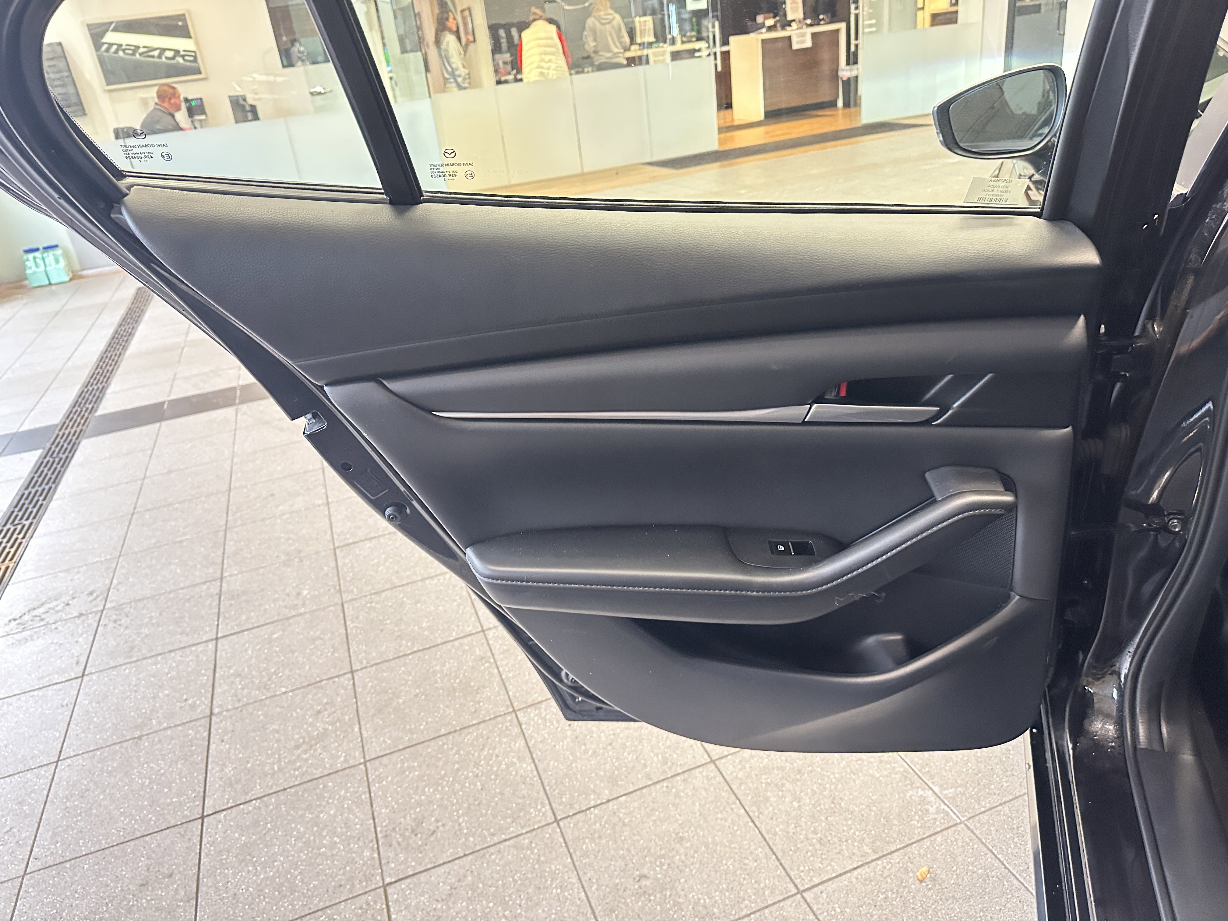 Certified 2022 MAZDA MAZDA3 s image 28