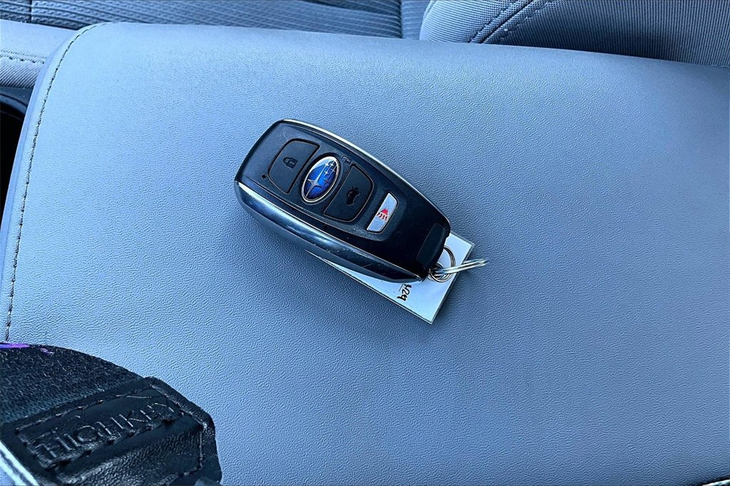 Used 2025 Subaru Legacy Premium image 33