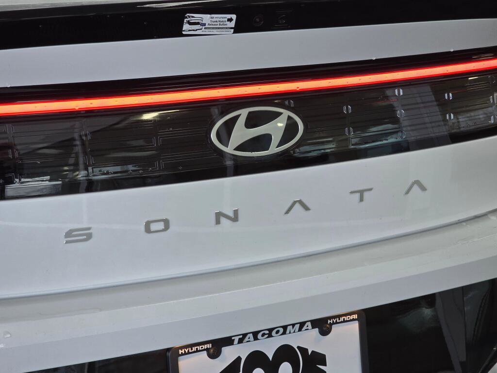New 2026 Hyundai Sonata SEL AWD/4WD image 15
