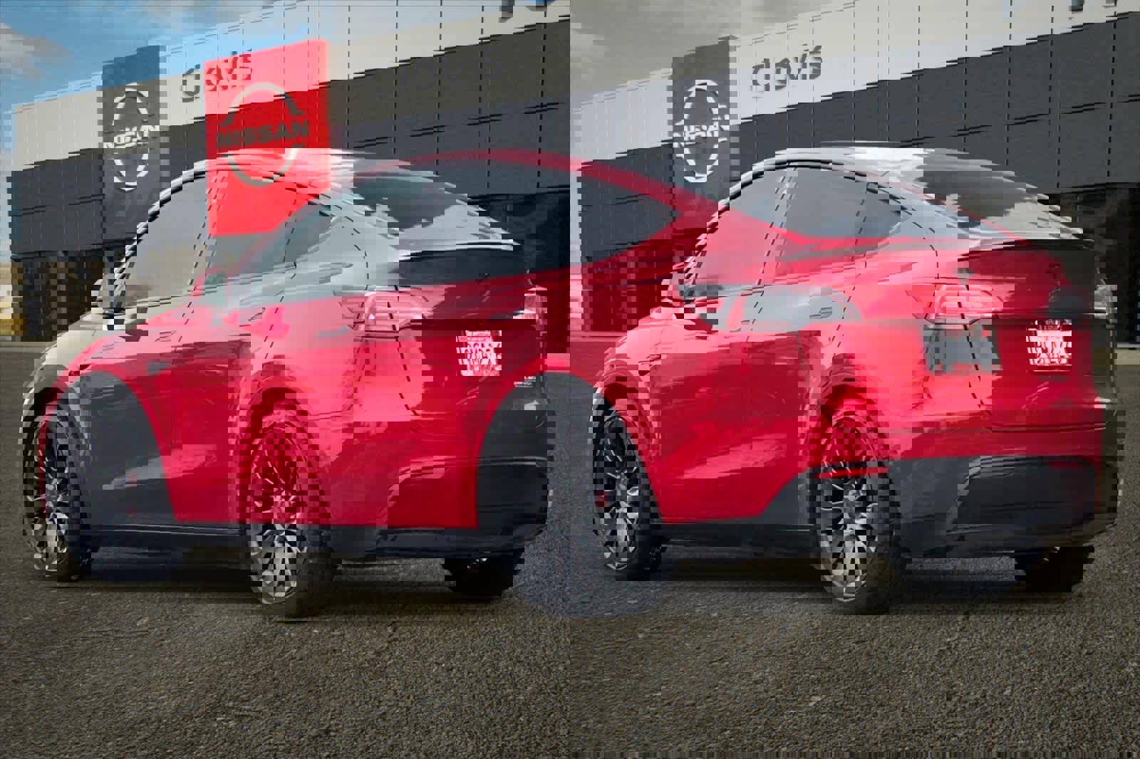 Used 2023 Tesla Model Y Performance image 7