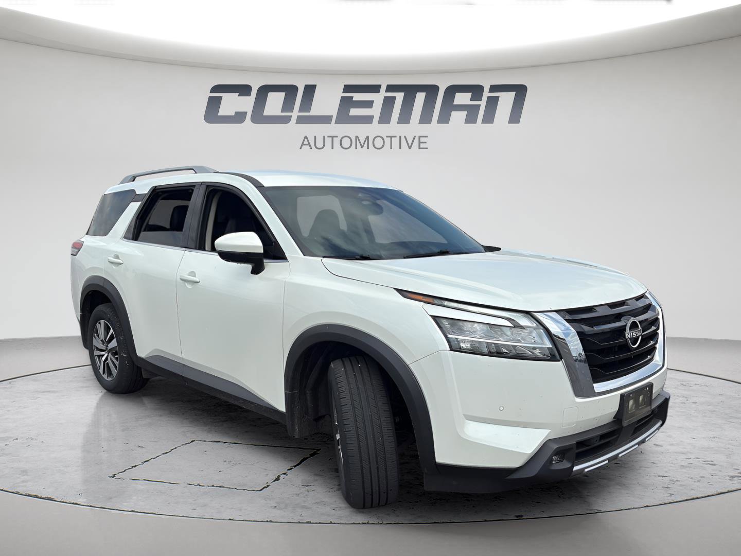 Used 2022 Nissan Pathfinder SL AWD/4WD image 7