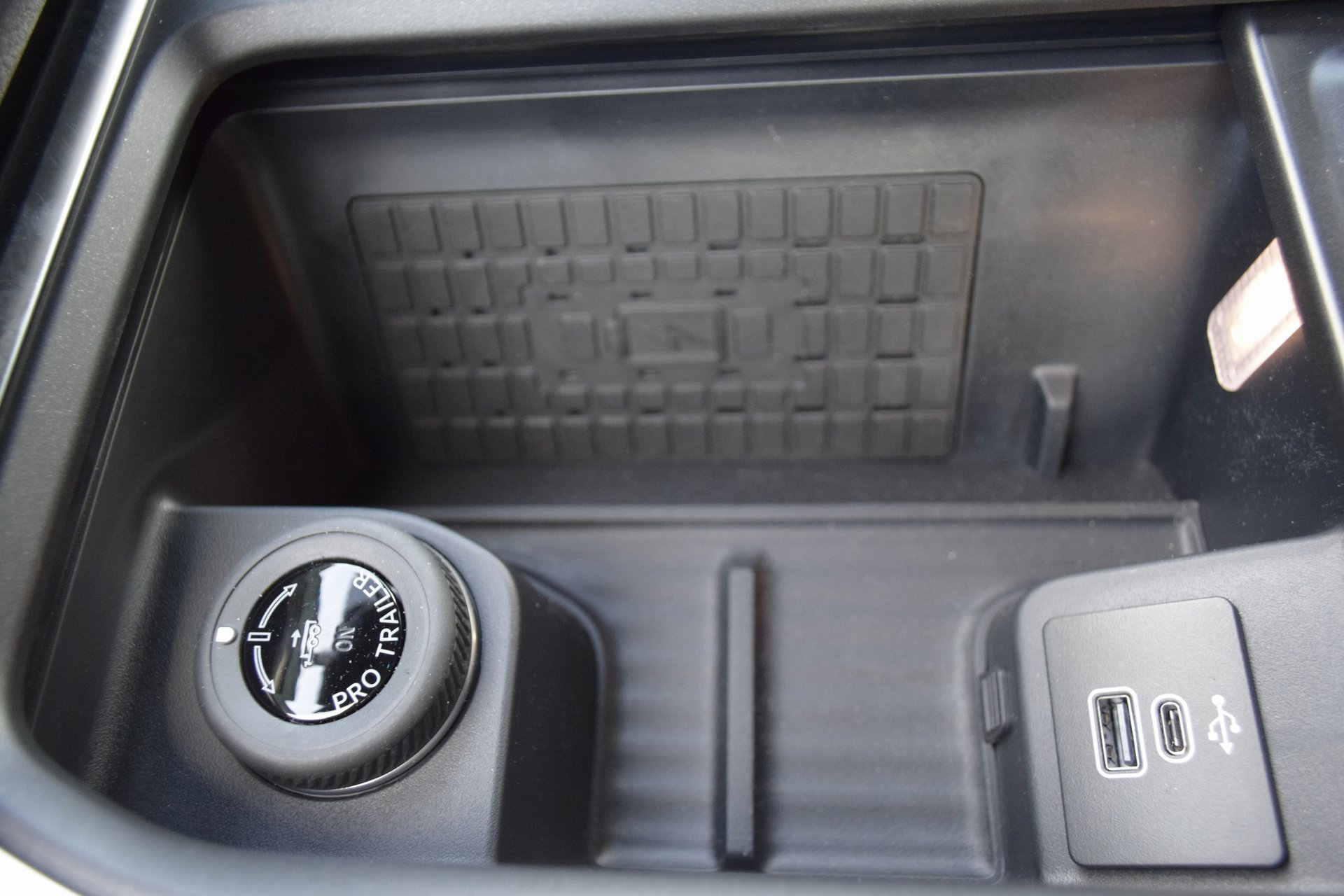 New 2025 Ford Expedition Tremor image 16