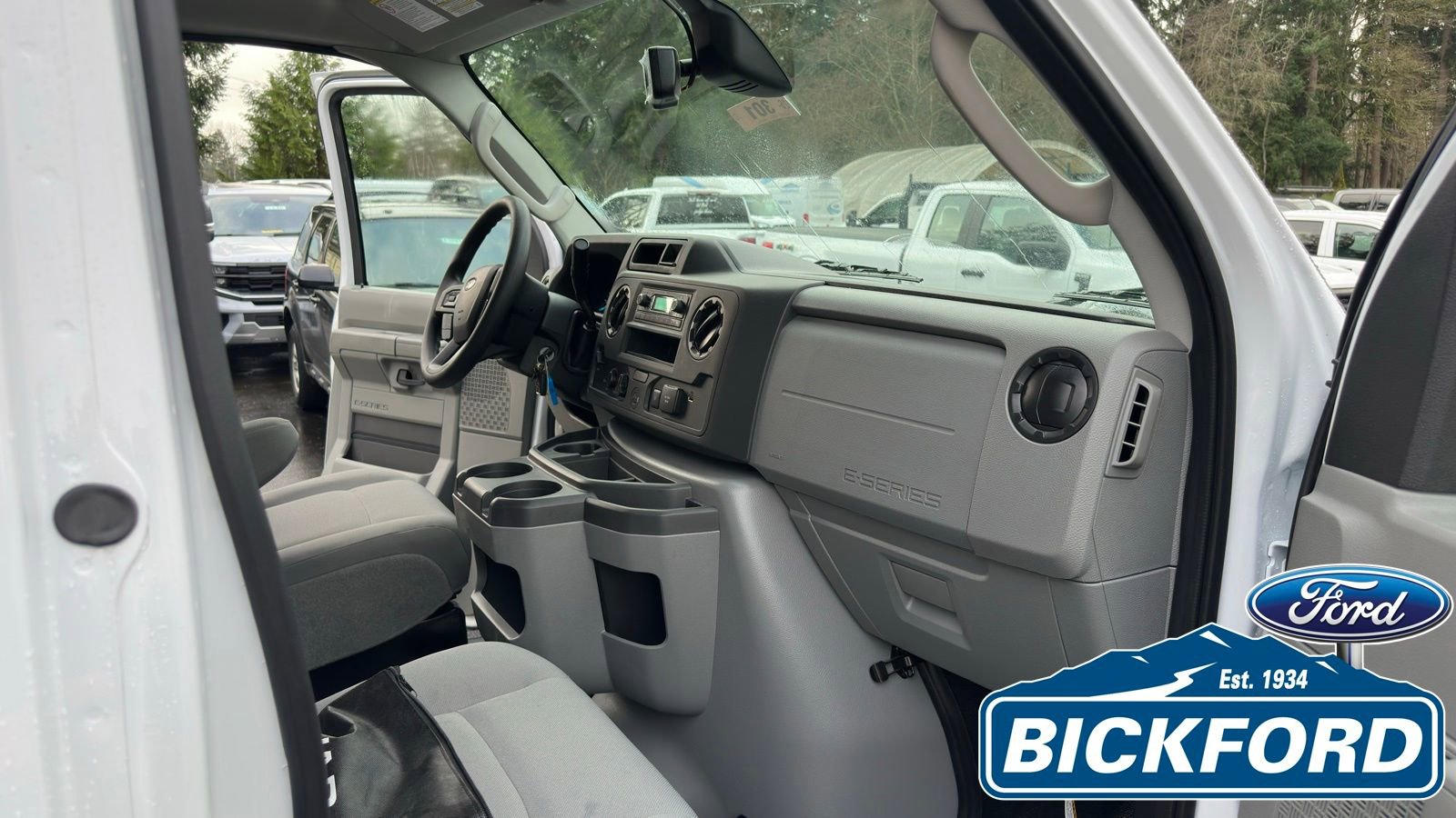 New 2026 Ford E-350 and Econoline 350 Super Duty w/ Power Equipment Group image 16