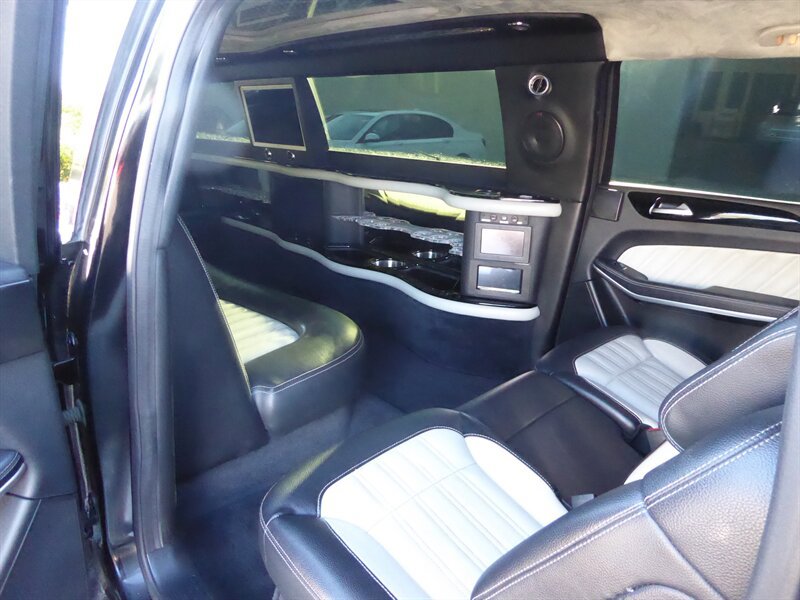 Used 2013 Mercedes-Benz GL 450 4MATIC image 27
