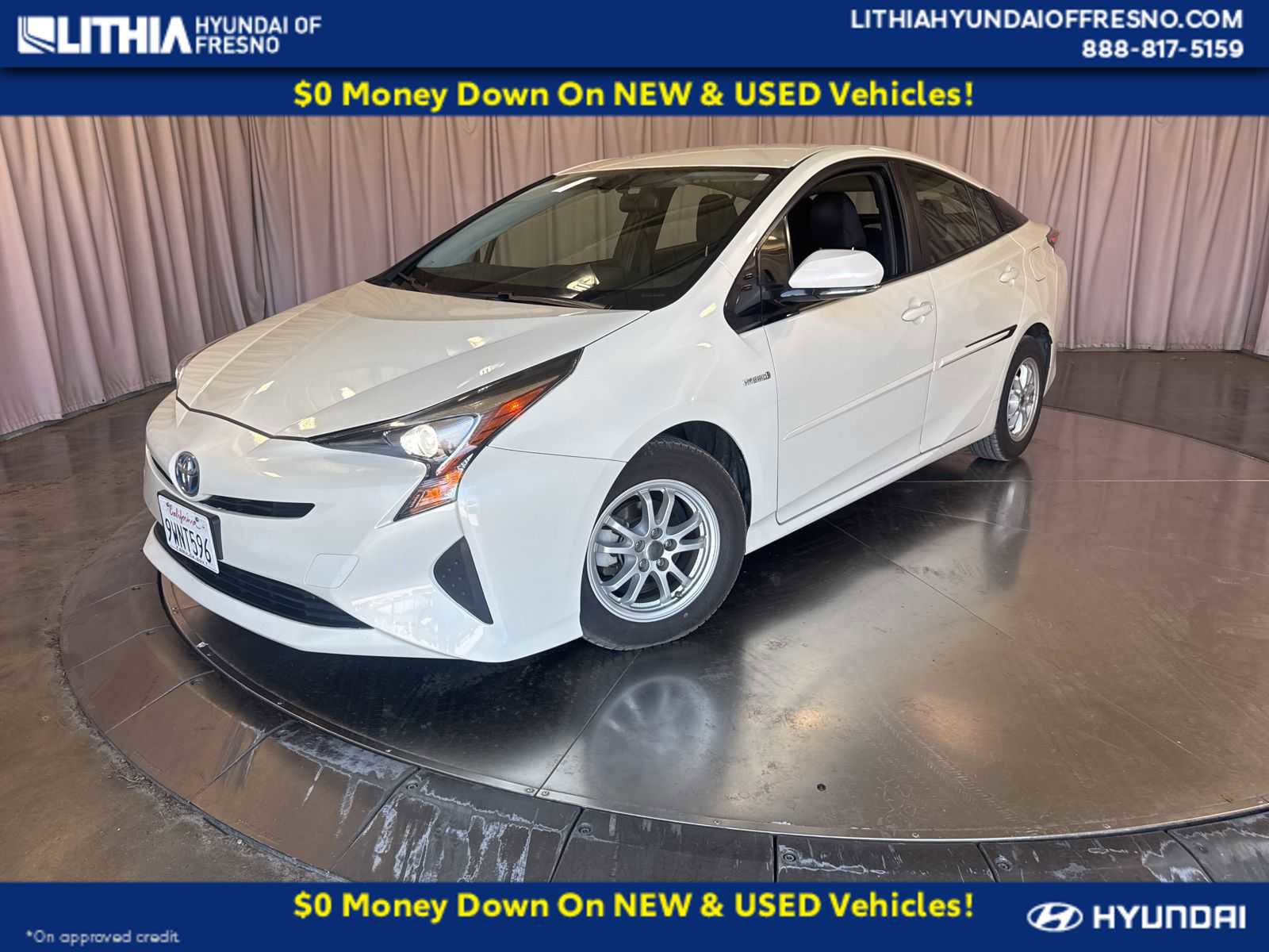 Used 2016 Toyota Prius Three FWD image 1