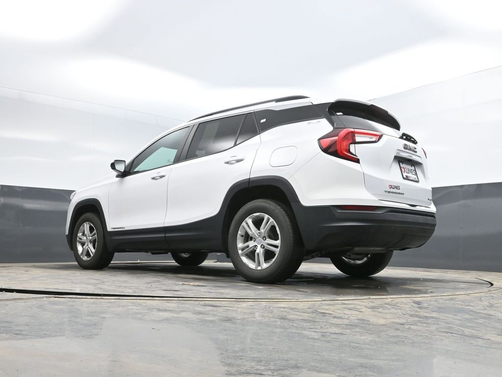 Used 2022 GMC Terrain SLE w/ Driver Convenience Package image 27