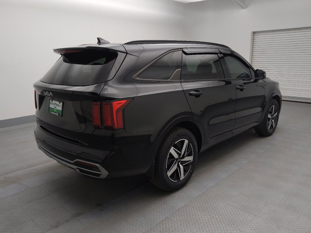 Used 2023 Kia Sorento S w/ Panoramic Sunroof Package FWD image 9