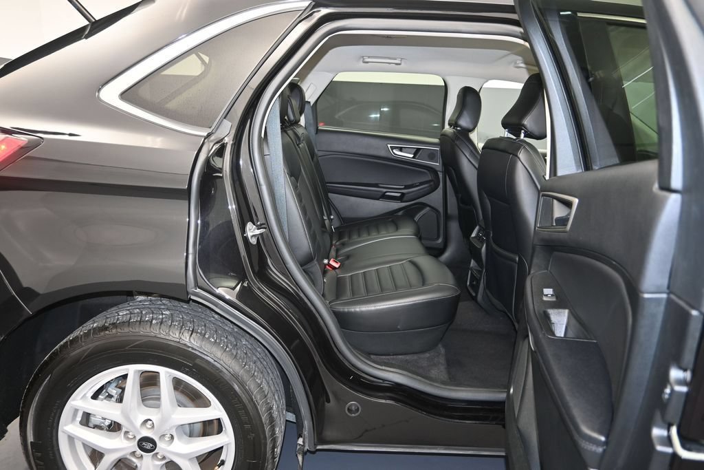 Used 2024 Ford Edge SEL AWD/4WD image 25