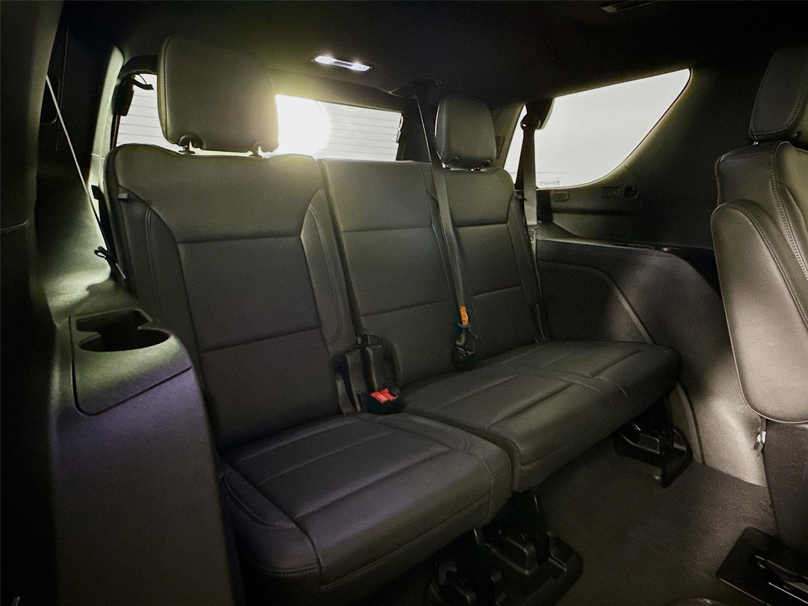 Used 2024 Chevrolet Tahoe LT w/ LT Signature Package AWD/4WD image 30