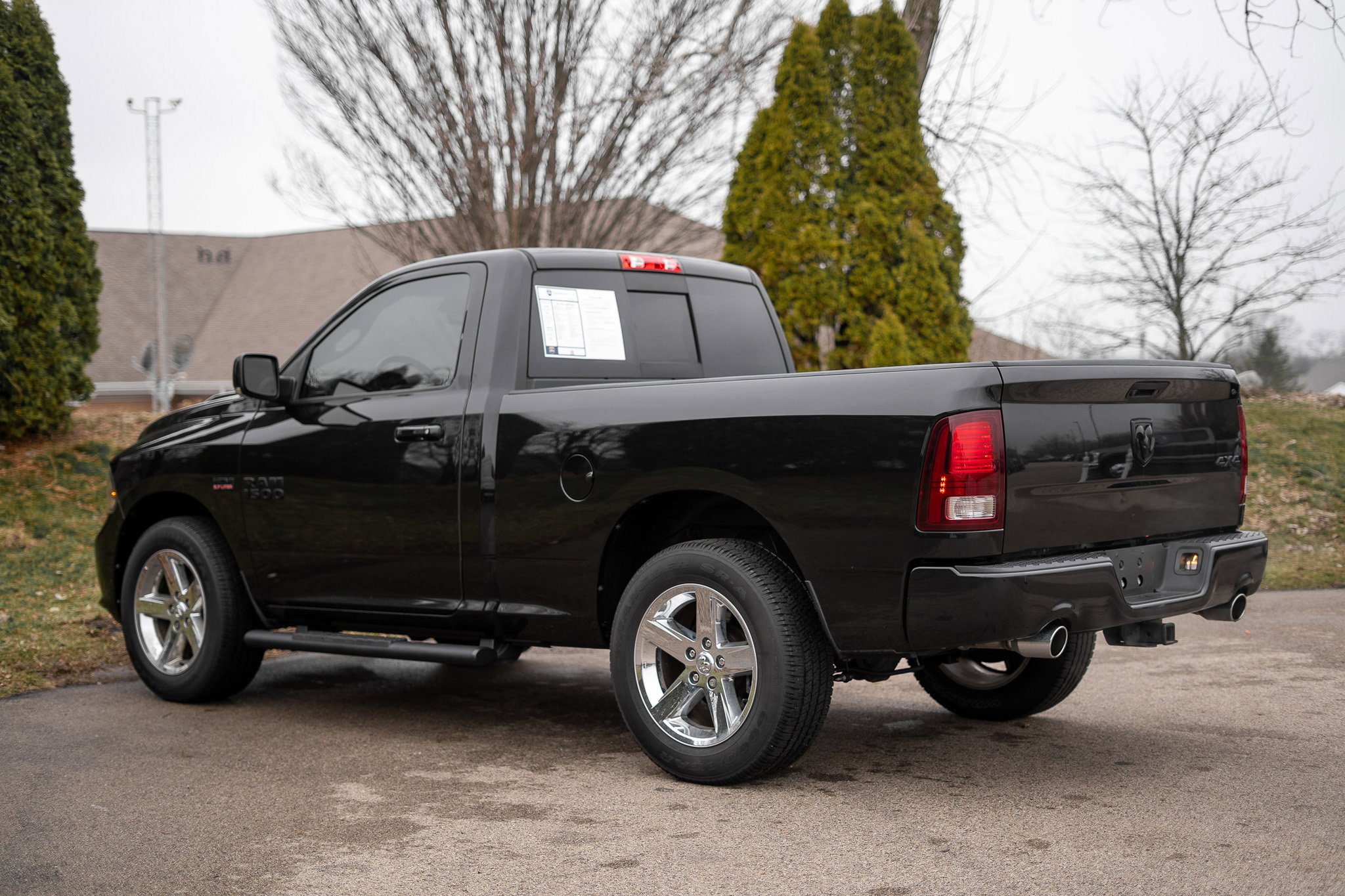 Used 2017 RAM 1500 Sport w/ Black Ram 1500 Sport Group image 8