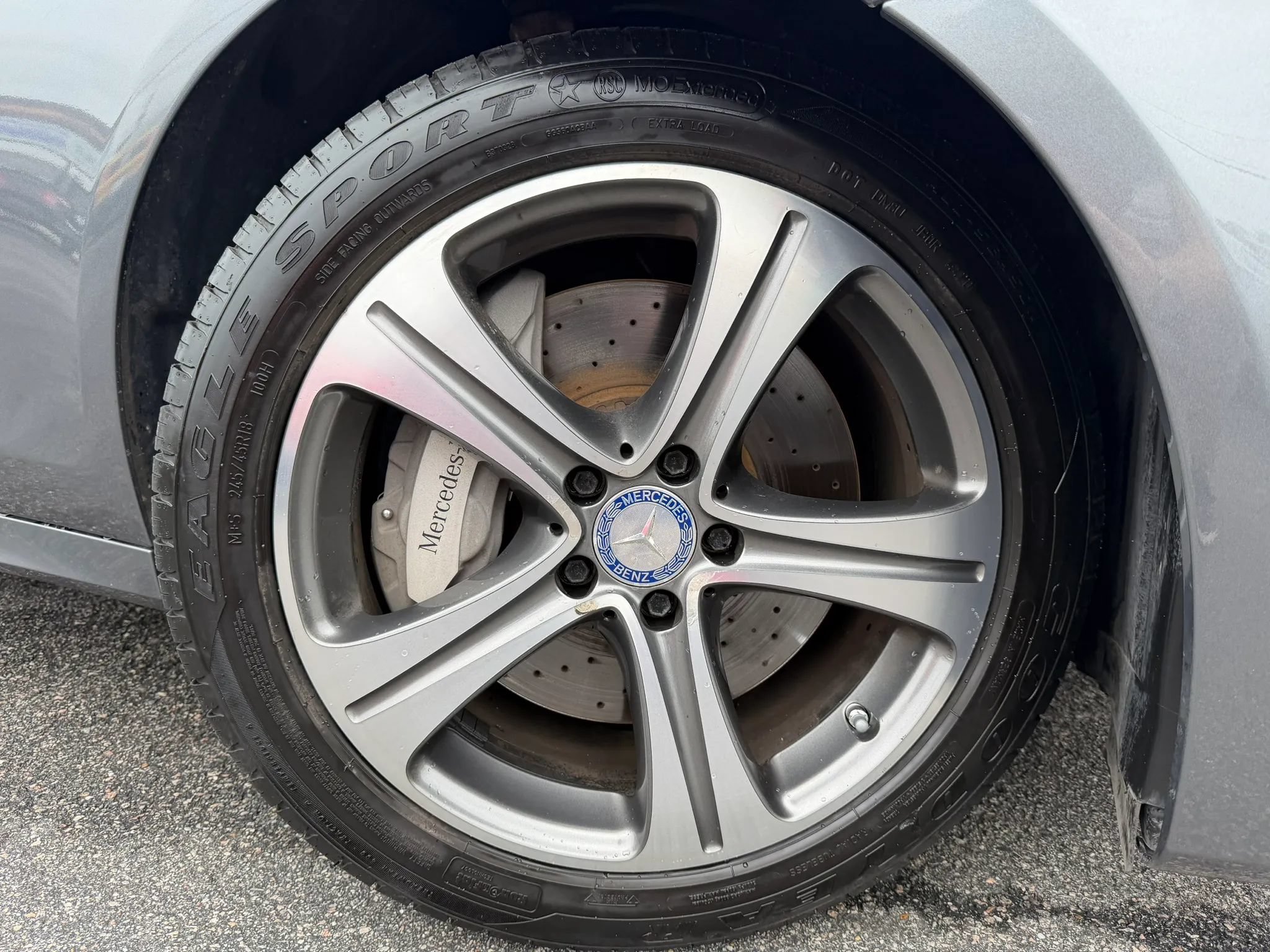 Used 2017 Mercedes-Benz E 400 4MATIC Wagon image 38
