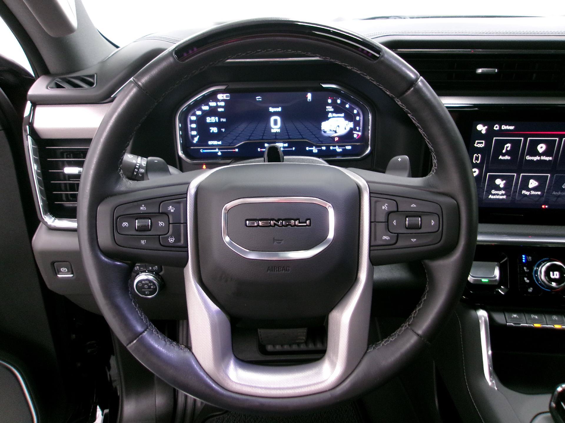 Used 2025 GMC Sierra 1500 Denali AWD/4WD image 8