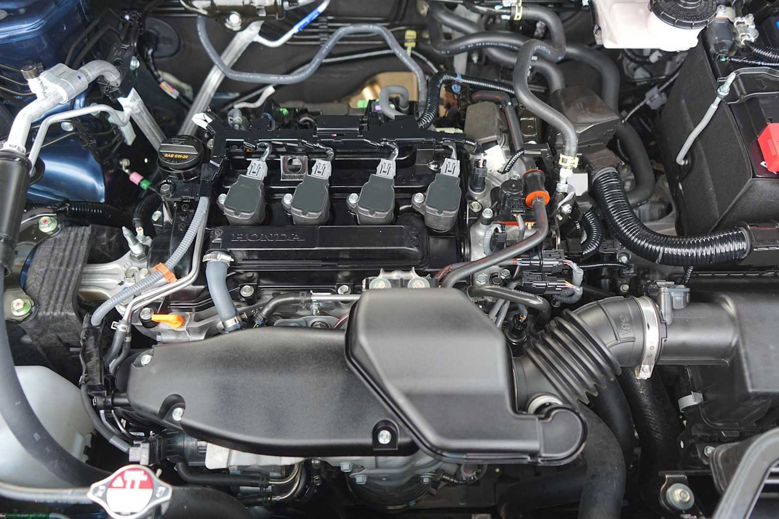 Used 2025 Honda CR-V EX image 9