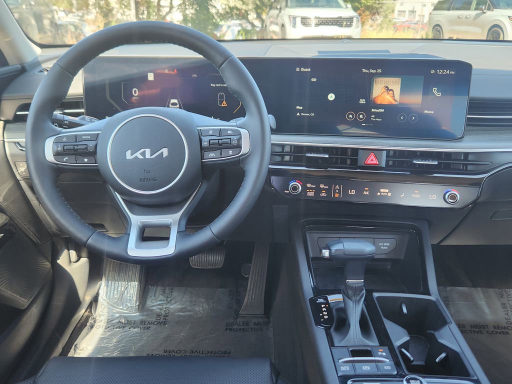 New 2025 Kia K5 EX image 11