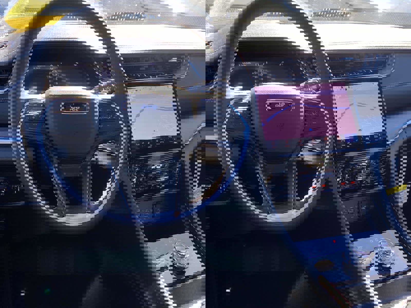 New 2025 Jeep Grand Cherokee Limited w/ Black Appearance Package image 8