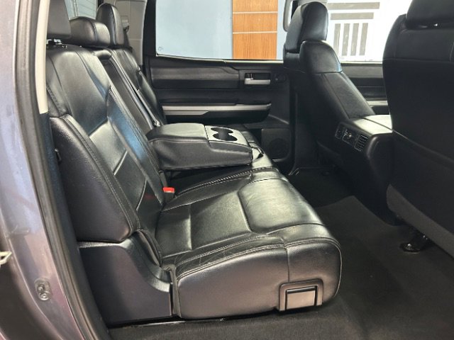 Used 2014 Toyota Tundra Limited w/ Limited Premium Package image 17