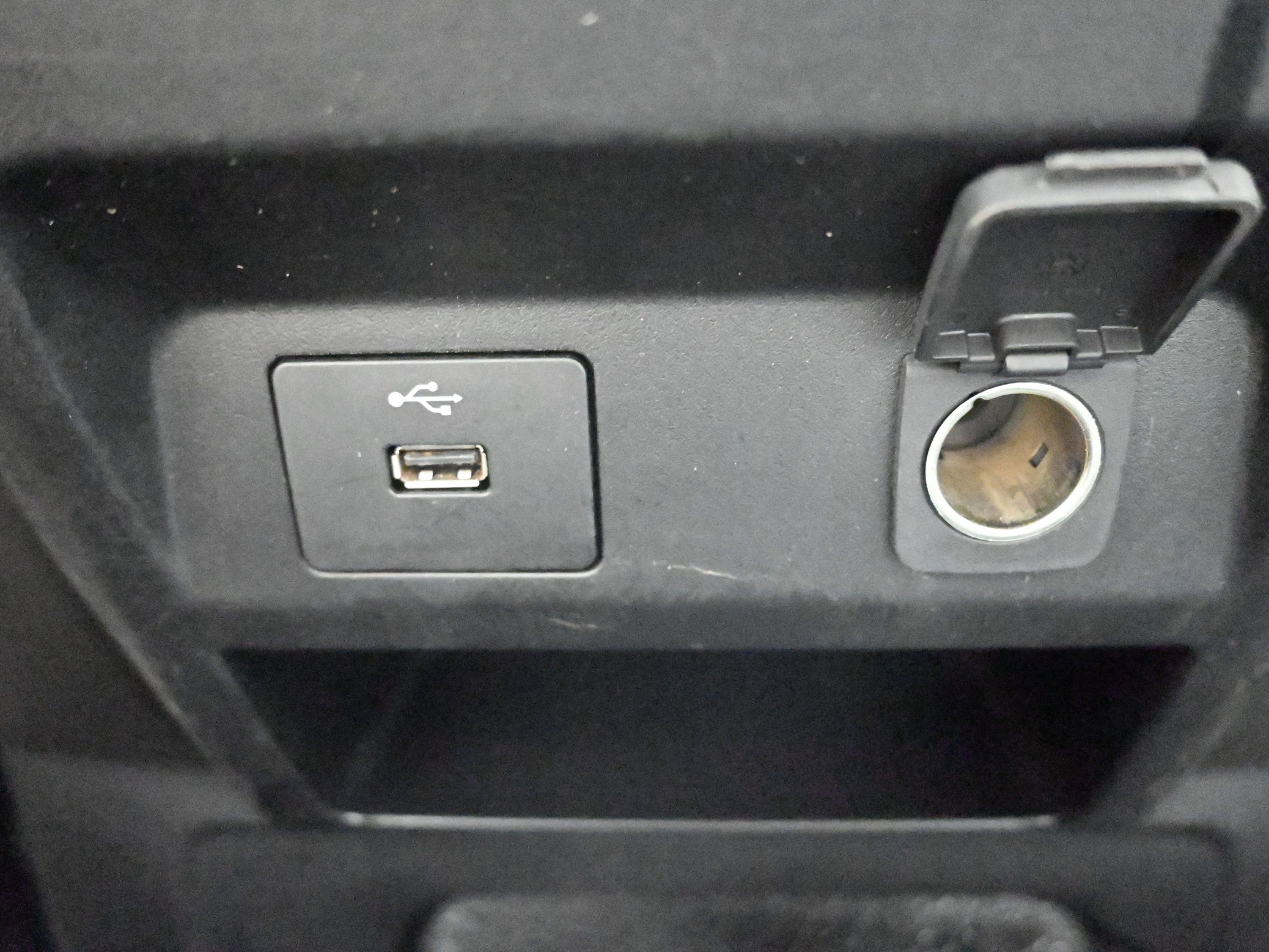 Used 2022 Ford F250 XL w/ Power Equipment Group image 19