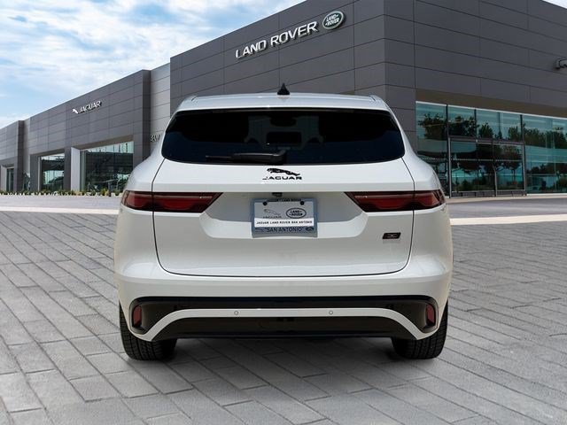 Used 2026 Jaguar F-PACE R-Dynamic S AWD/4WD image 4