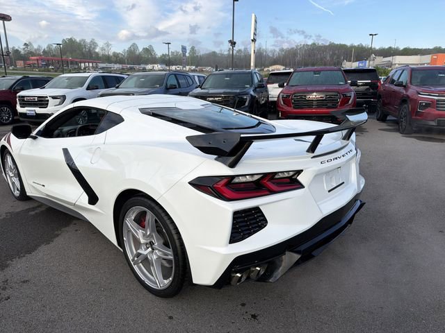 Used 2021 Chevrolet Corvette Stingray Coupe w/ Z51 Performance Package RWD image 8