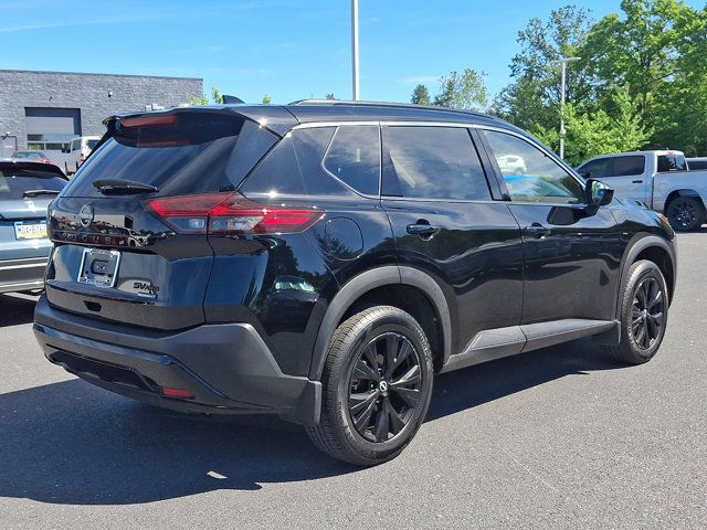 Certified 2023 Nissan Rogue SV w/ SV Premium B Package AWD/4WD image 7