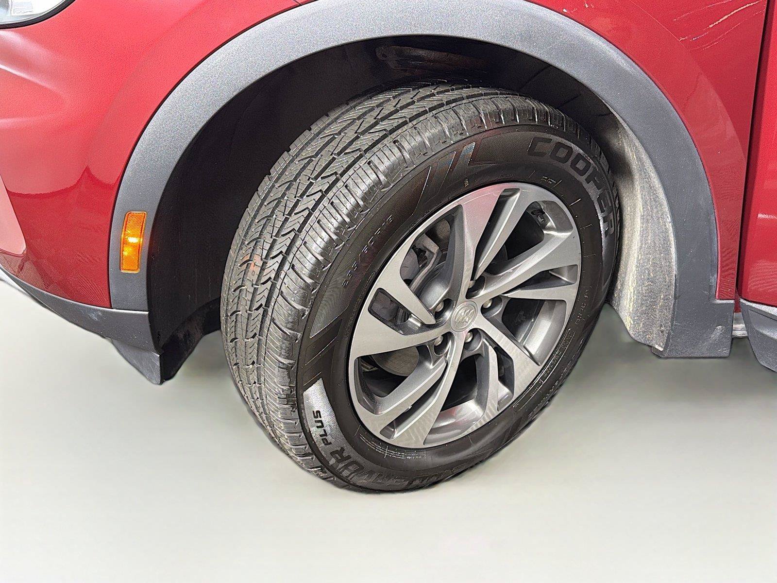 Used 2021 Buick Envision Essence AWD/4WD image 37