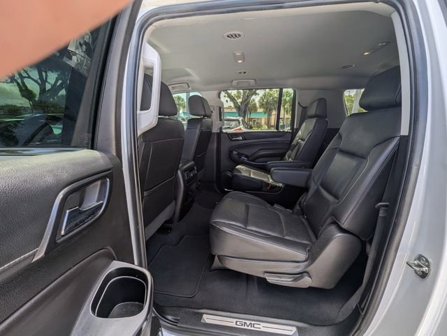 Used 2019 GMC Yukon XL SLT w/ Premium Edition image 12