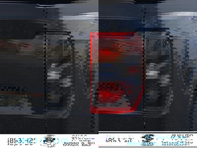 New 2025 Ford Maverick Lobo image 23