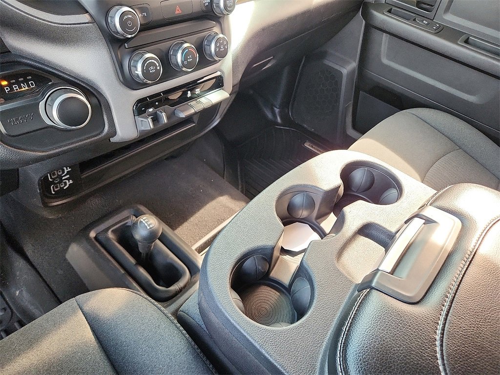 Used 2024 RAM 3500 Tradesman w/ Chrome Appearance Group image 28