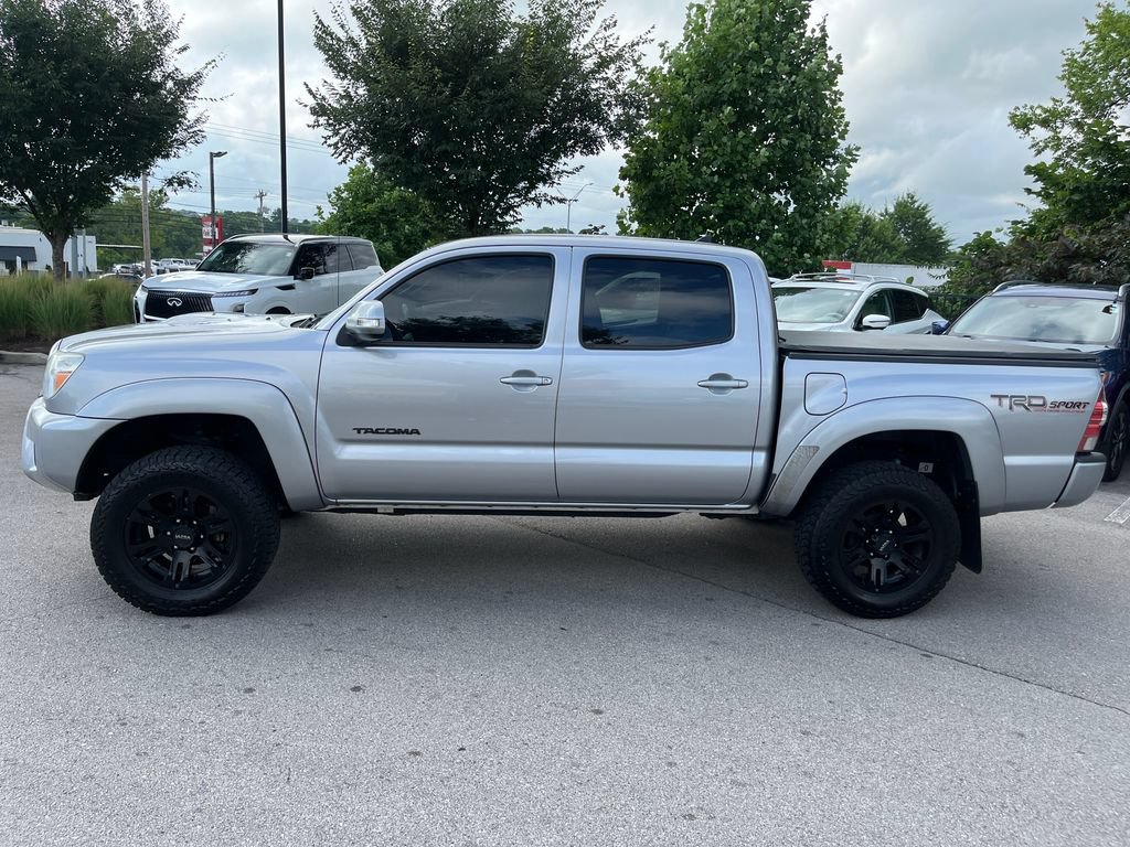 Used 2015 Toyota Tacoma PreRunner w/ TRD Sport Package RWD video 4