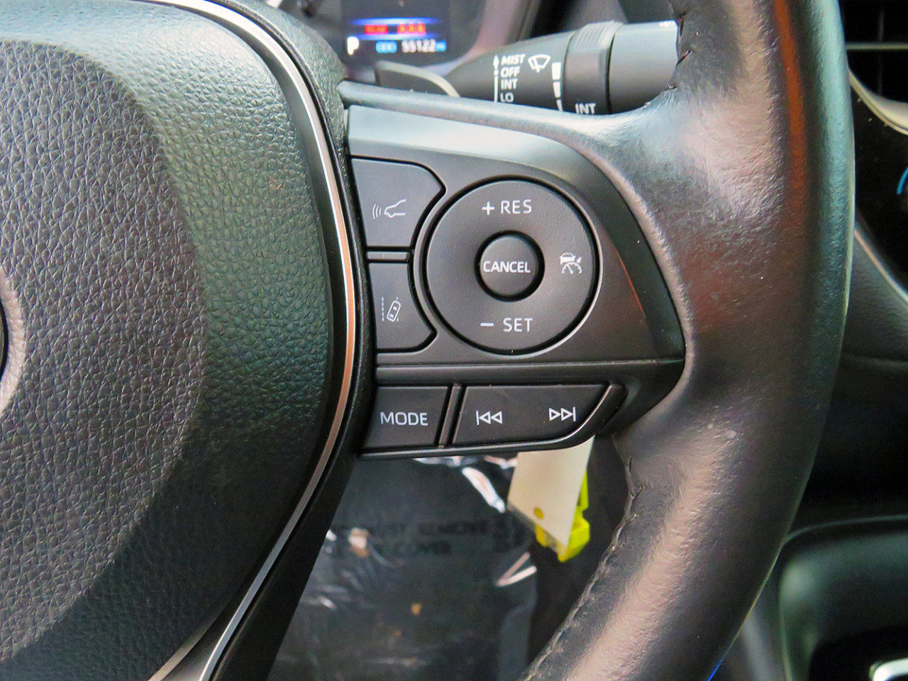 Used 2022 Toyota Corolla SE image 25