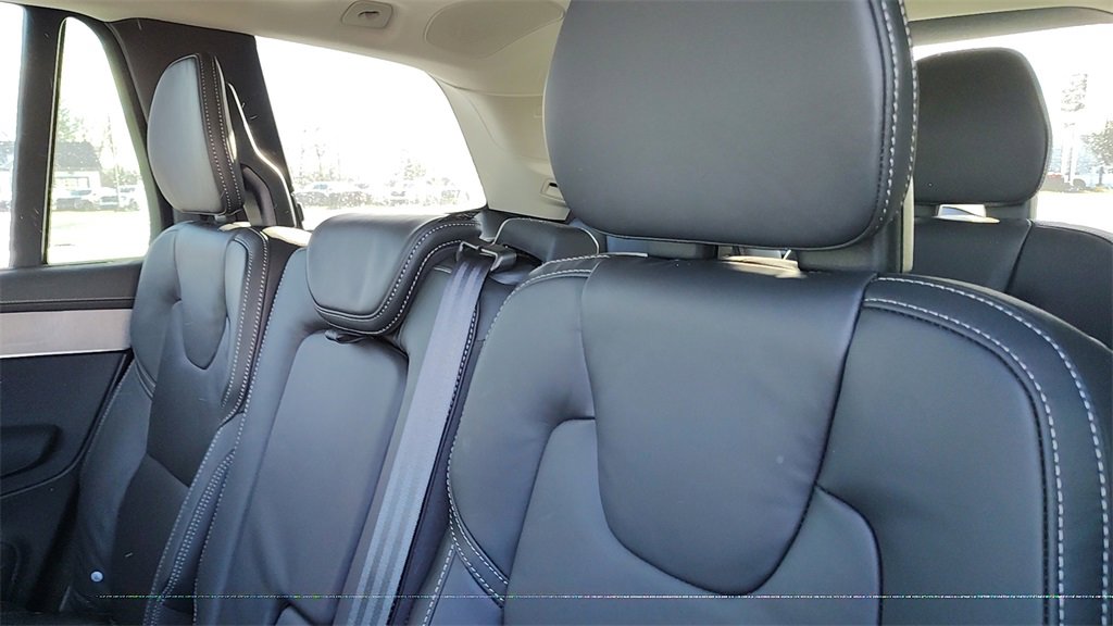 New 2026 Volvo XC90 B6 Ultra image 28