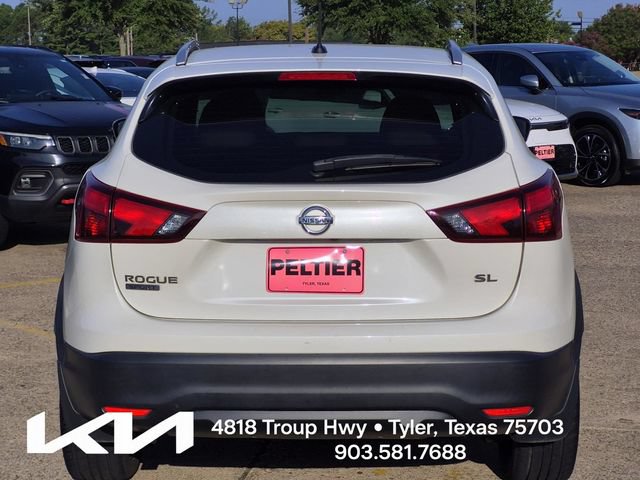 Used 2018 Nissan Rogue Sport SL w/ SL Premium Package FWD image 5