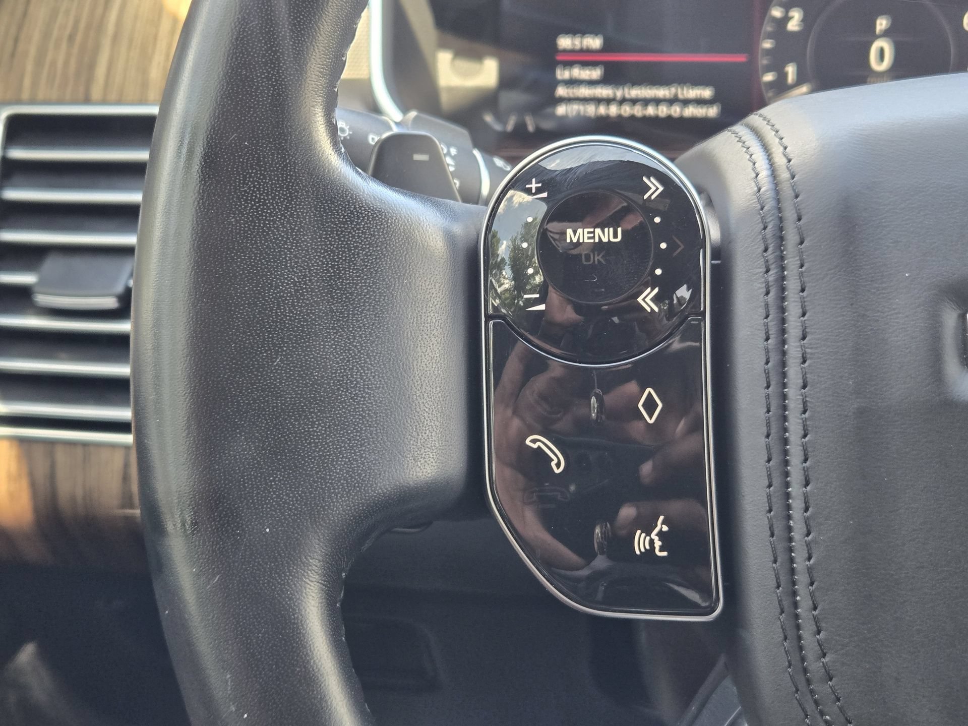 Used 2019 Land Rover Range Rover HSE AWD/4WD image 29