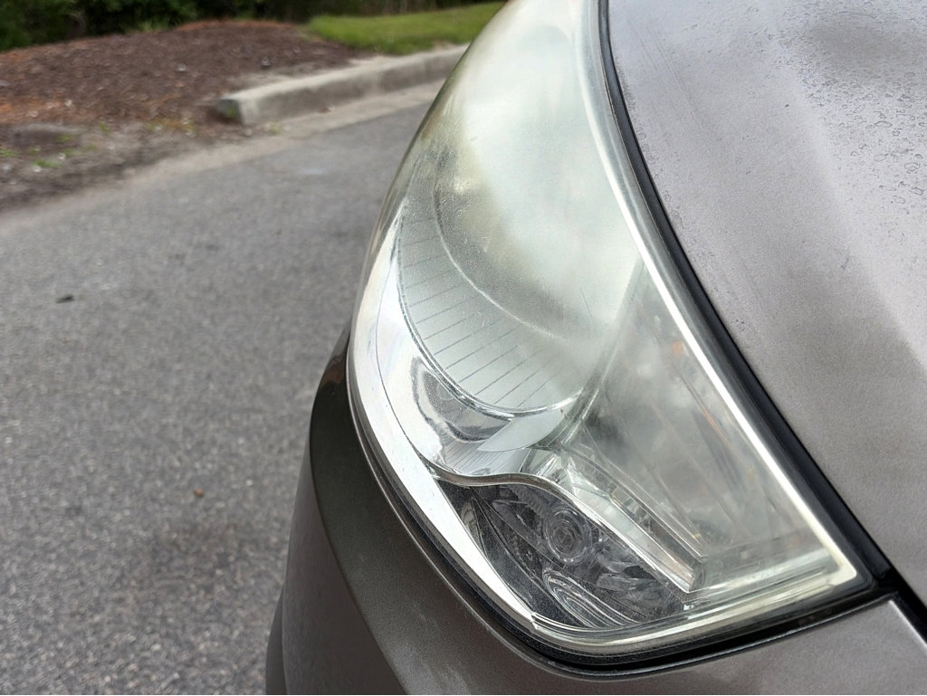 Used 2013 Hyundai Tucson Limited AWD/4WD image 2