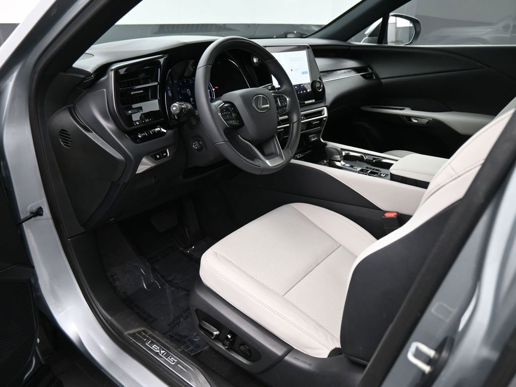 Used 2023 Lexus RX 350 Premium w/ Accessory Package image 2