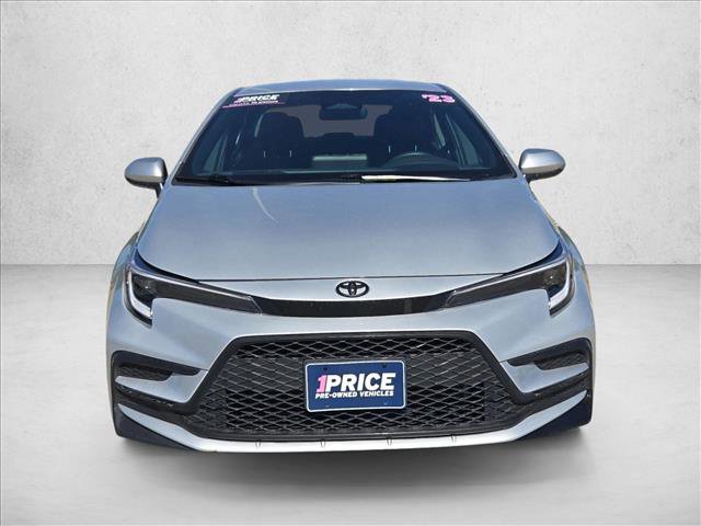 Used 2023 Toyota Corolla SE FWD image 2