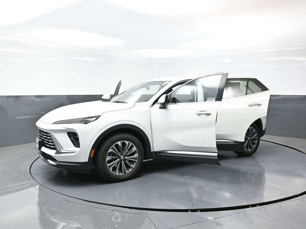 Used 2024 Buick Envision Preferred image 57