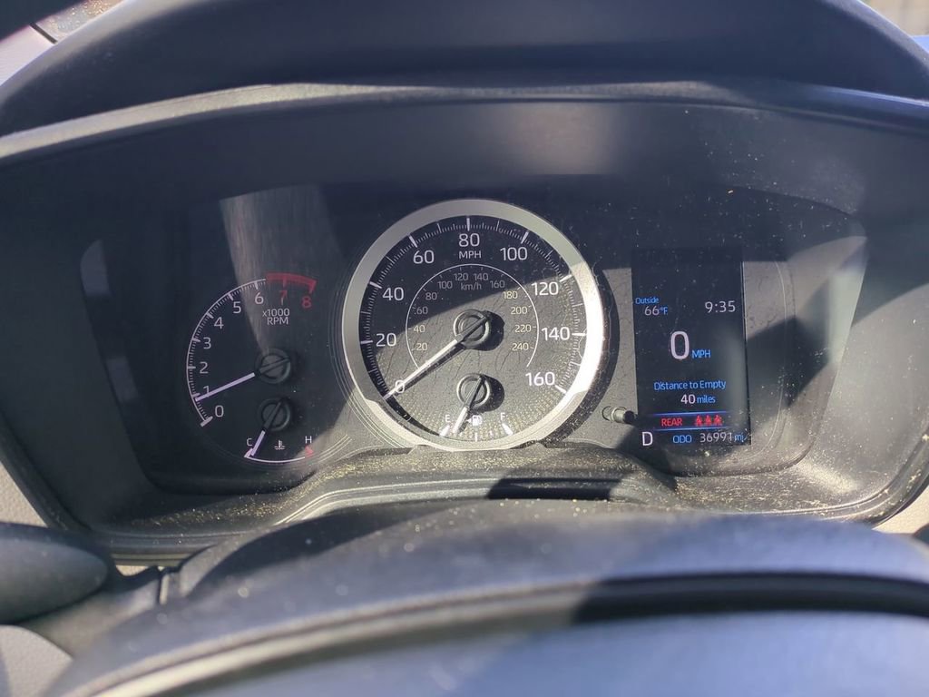 Certified 2022 Toyota Corolla LE image 24