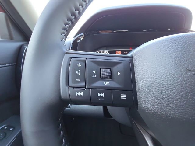 New 2026 Nissan Pathfinder SV image 11