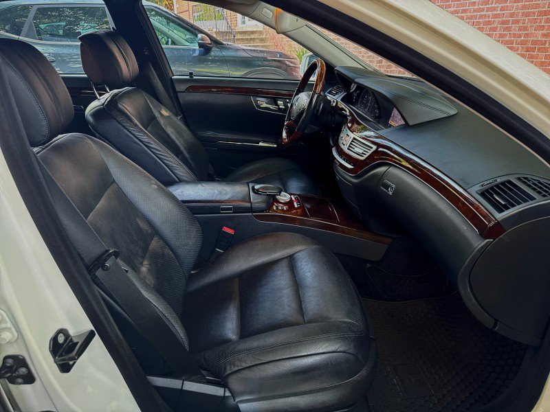 Used 2013 Mercedes-Benz S 550 4MATIC image 28